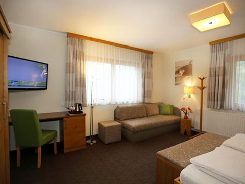 Double room 7 - House Alexander Bed and Breakfast in Schladming