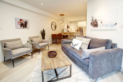 Sit back, relax, enjoy a glass of wine after a solid day on the slopes