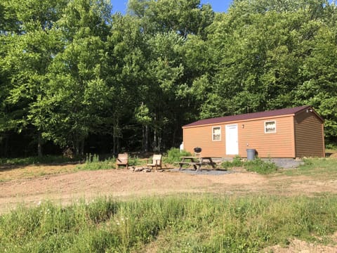 Oriole Cabin