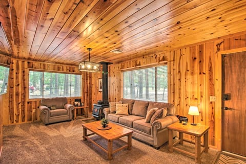 Pinetop Vacation Rental | 2BR | 2BA | 1,600 Sq Ft | 1 Step Required