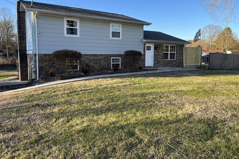 Spacious and remodeled private home!