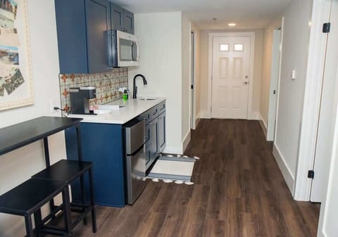 Kitchen and sitting area