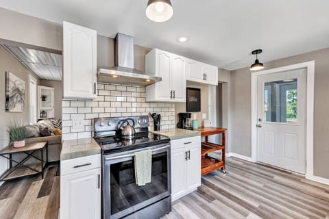 Kitchen - fully stocked and with a coffee bar.