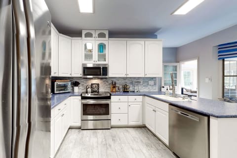 2717-Seabrook-Island-Rd-06212023_123147