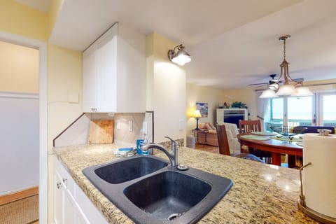 1375-Pelican-Watch-10052023_164723_