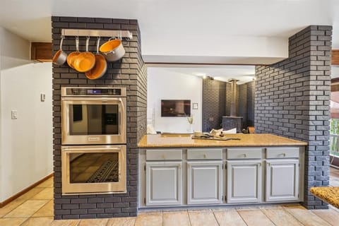 Kitchen, Twins Getaway at Meadow Creek, Breckenridge Vacation Rental