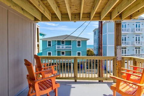 Front deck views and breeze