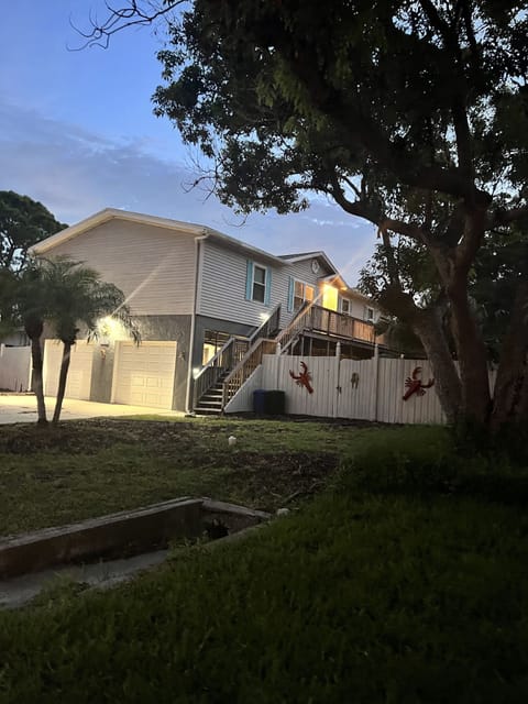 Nothing beats the nightlife in Florida.