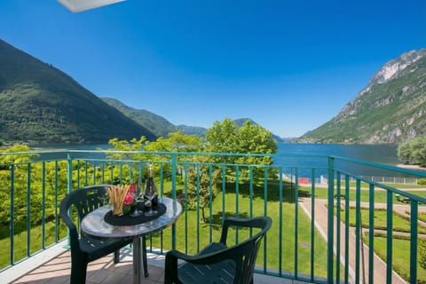 Lake View
