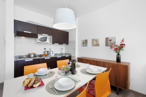 Kitchen and dining area