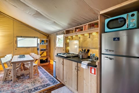 An apartment sized kitchen for all your cooking needs.