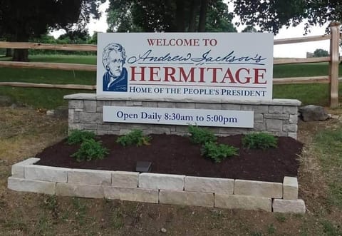 Visit historic sites like The Hermitage, Country Music Hall of Fame and more!