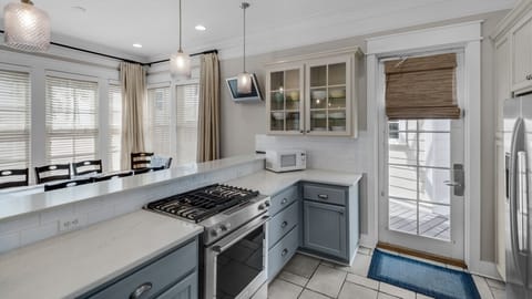 Walking on Sunshine Kitchen