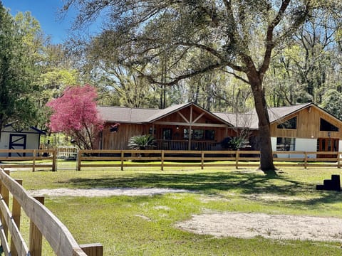 Fairhope French Country Cottage 