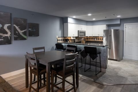 dining/ kitchen