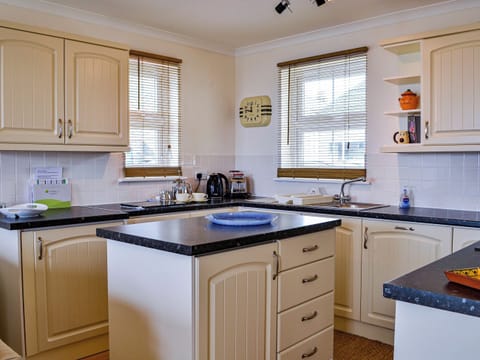 Kitchen area | Ocean View, Newton Stewart