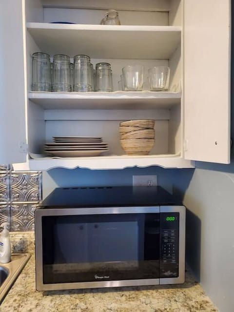 Enjoy meals with the convenience and sophistication of the available glassware and utensils.