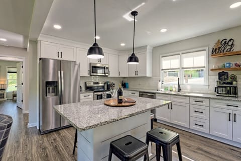 Fully Stocked Modern Kitchen