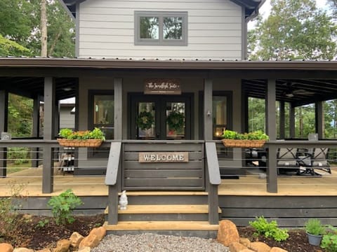 WELCOME! Come inside to a super comfortable Tiny Home!