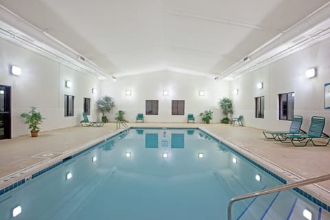 Enjoy the excellent on-site amenities including the indoor pool!
