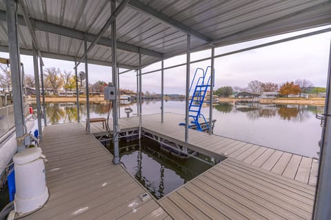 Covered fishing hole