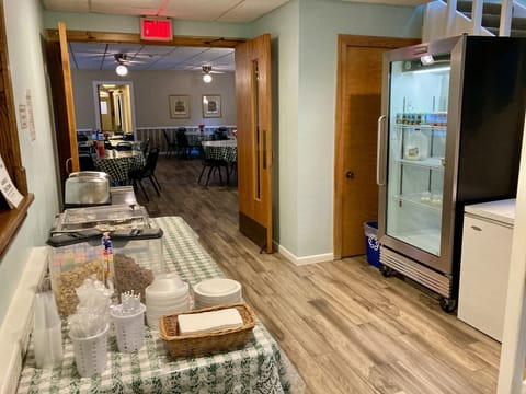 Complimentary continental breakfast is available daily in the adjacent retreat center