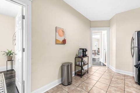 Fully stocked coffee cart with pot or one cup brewing. Tea kettle and tea are also included.