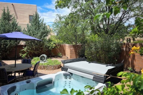 Santa Fe Vacation Rental | 4BR | 3BA | 2,500 Sq Ft | 1 Step Required