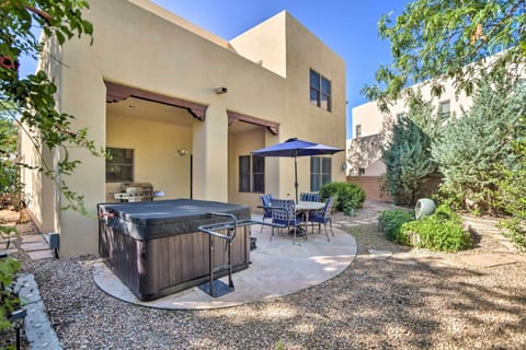 Santa Fe Vacation Rental | 4BR | 3BA | 2,500 Sq Ft | 1 Step Required