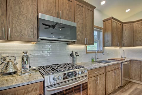 Kitchen | Cooking Basics | Crockpot | Spices | Dishwasher