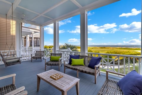 Oceanview porch off of the living area!