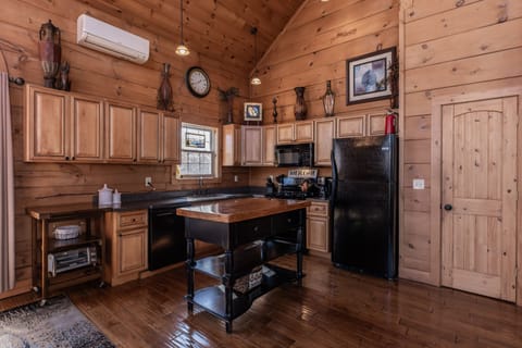 Very well stocked kitchen