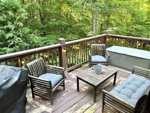 Main level back deck.  Listen to Pond Creek!  Please return dry cushions to bin.