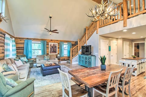 Lakeside Vacation Rental | 3BR | 2.5BA | 1,946 Sq Ft | Stairs Required