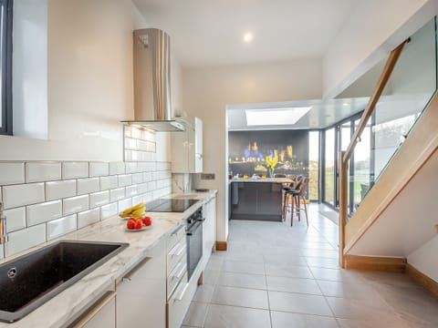 Kitchen | Blodfryn, Bryn Pydew, near Llandudno