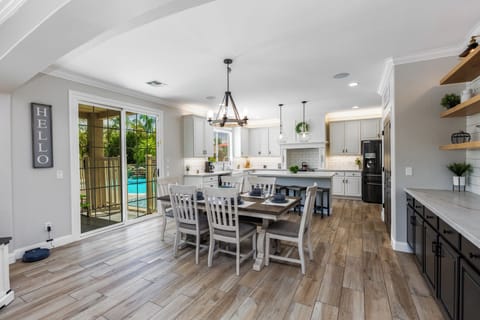 Beautiful open floor plan with plenty of natural light.