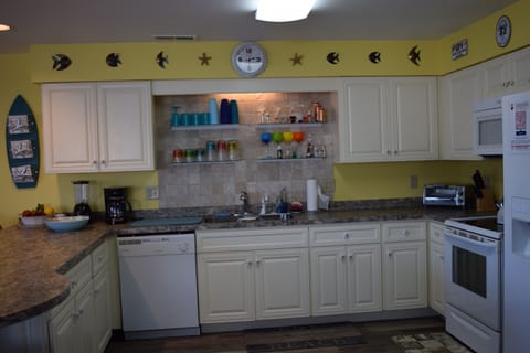 An updated, fully stocked kitchen has
everything you need to prepare fantastic meals!