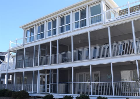 Welcome to 16D Houston Street in Dewey Beach!