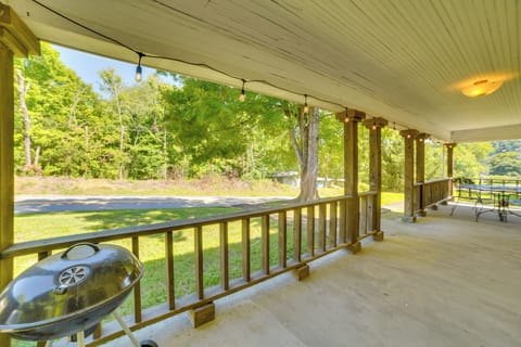 Front Patio | Charcoal Grill