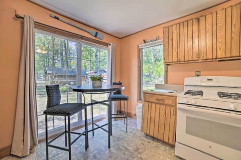 Dining Nook | 1st Floor