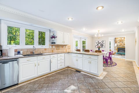 Large, modern kitchen for preparing group meals