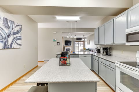 Kitchen | Cooking Basics | Coffee Maker | Crockpot