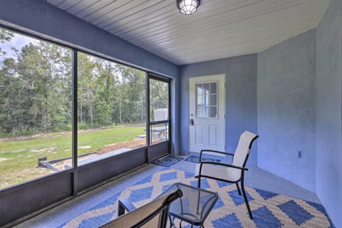 Screened-In Porch