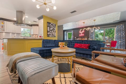 Lots of seating available in this living room. Definitely a chill-vibe here!