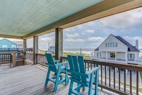 180 degree view of gulf from 3rd deck level. 
