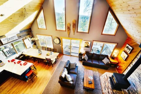 Soaring windows overlook sequoia lined ridges for you to enjoy stunning views!!