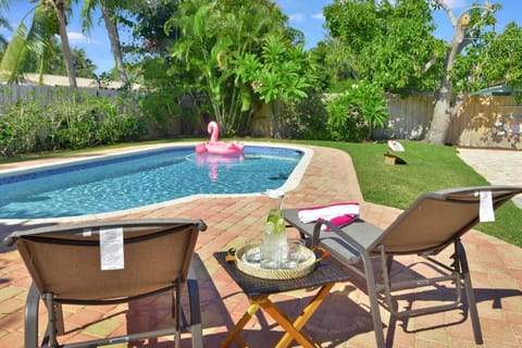 Poolside Paradise: Where Sun and Relaxation Meet