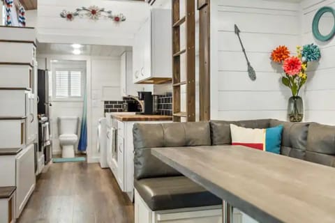 Oasis Tiny Home at Sand Hollow House in Salmon River