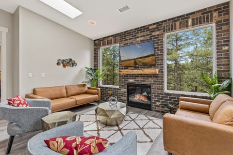 Relaxing Living space With Fireplace