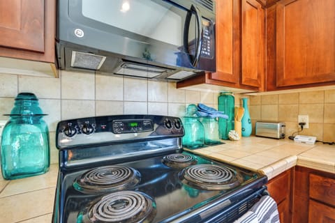 Kitchen | Drip Coffee Maker | Dishwasher | Cooking Basics